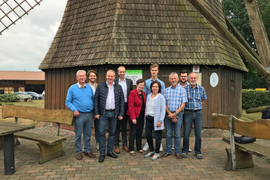 von links: Wilhelm Olliges, Jan Oskar Höffmann, Detlef Kolde, Dennis Rohde, Renate Geuter, Marcel Niemann, Christiane Priester, Rudolf Arkenau, Sönke Baumdick, Hans Meyer